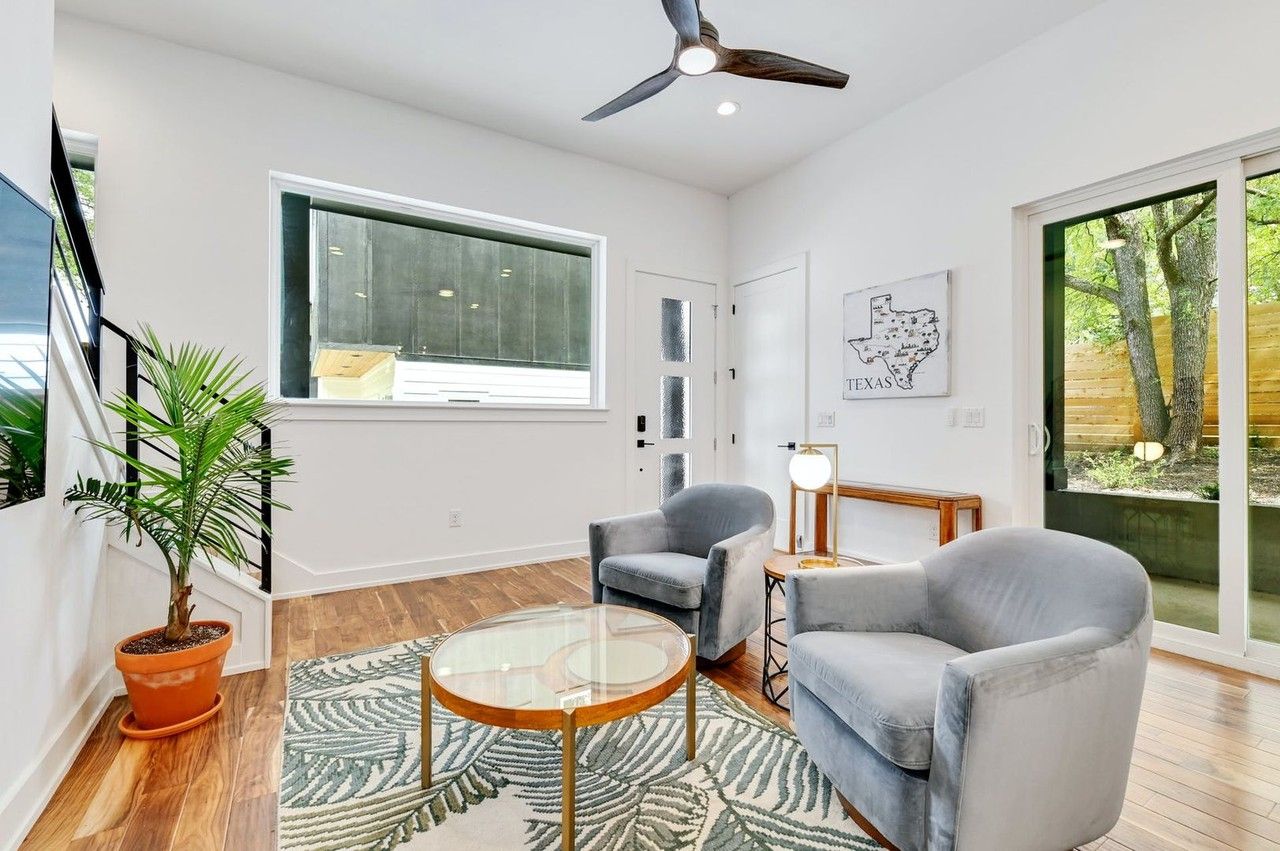 1407 Greenwood Ave #2 - Photo 6 of 25