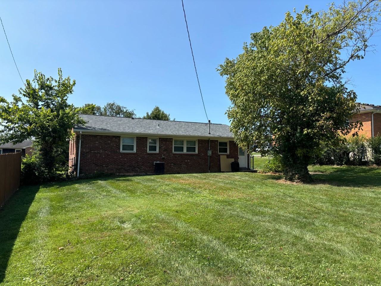 104 Dan Dr - Photo 3 of 15