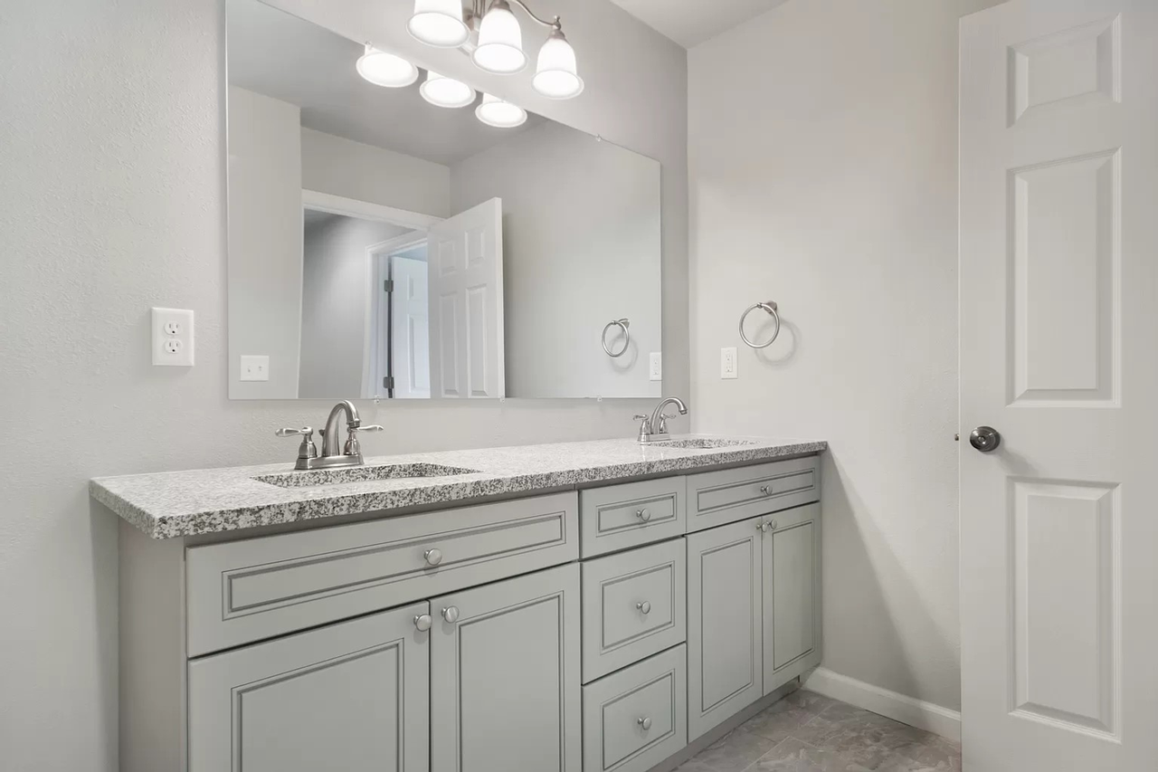 2671 Sable Blvd - Photo 6 of 9