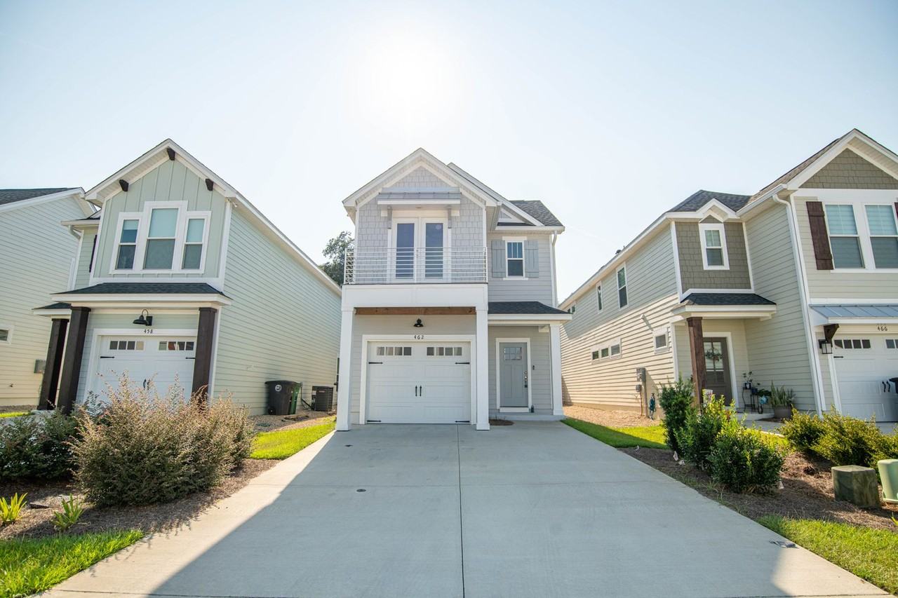 462 Grand Oaks Rd - Photo 2 of 38