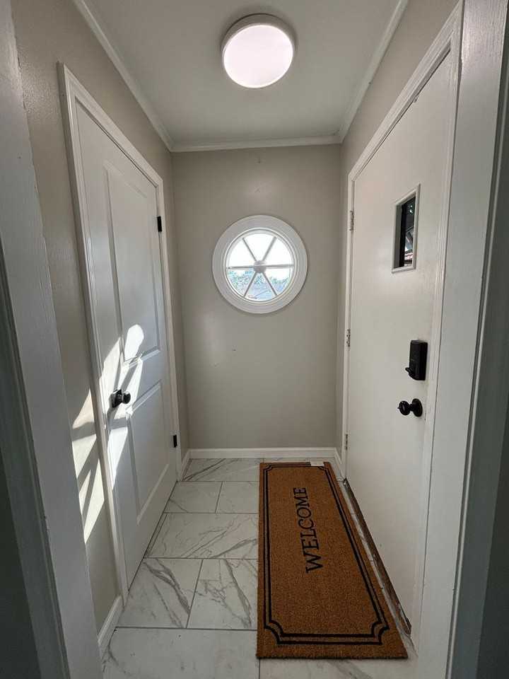 2611 S Richmond Ave - Photo 3 of 25