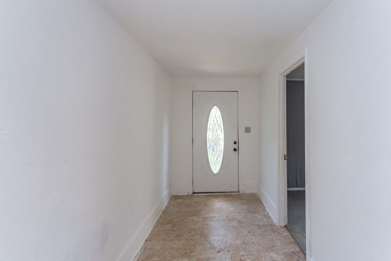 1710 Pearl Ave - Photo 4 of 30