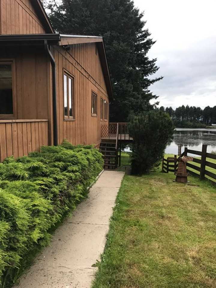 2426 Spruce Cape Rd #B - Photo 3 of 31