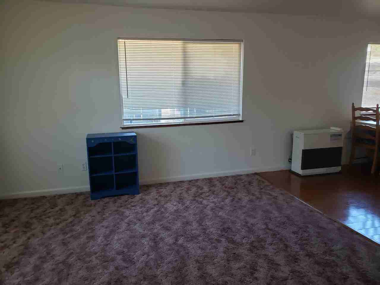 380 Schindler St - Photo 2 of 18