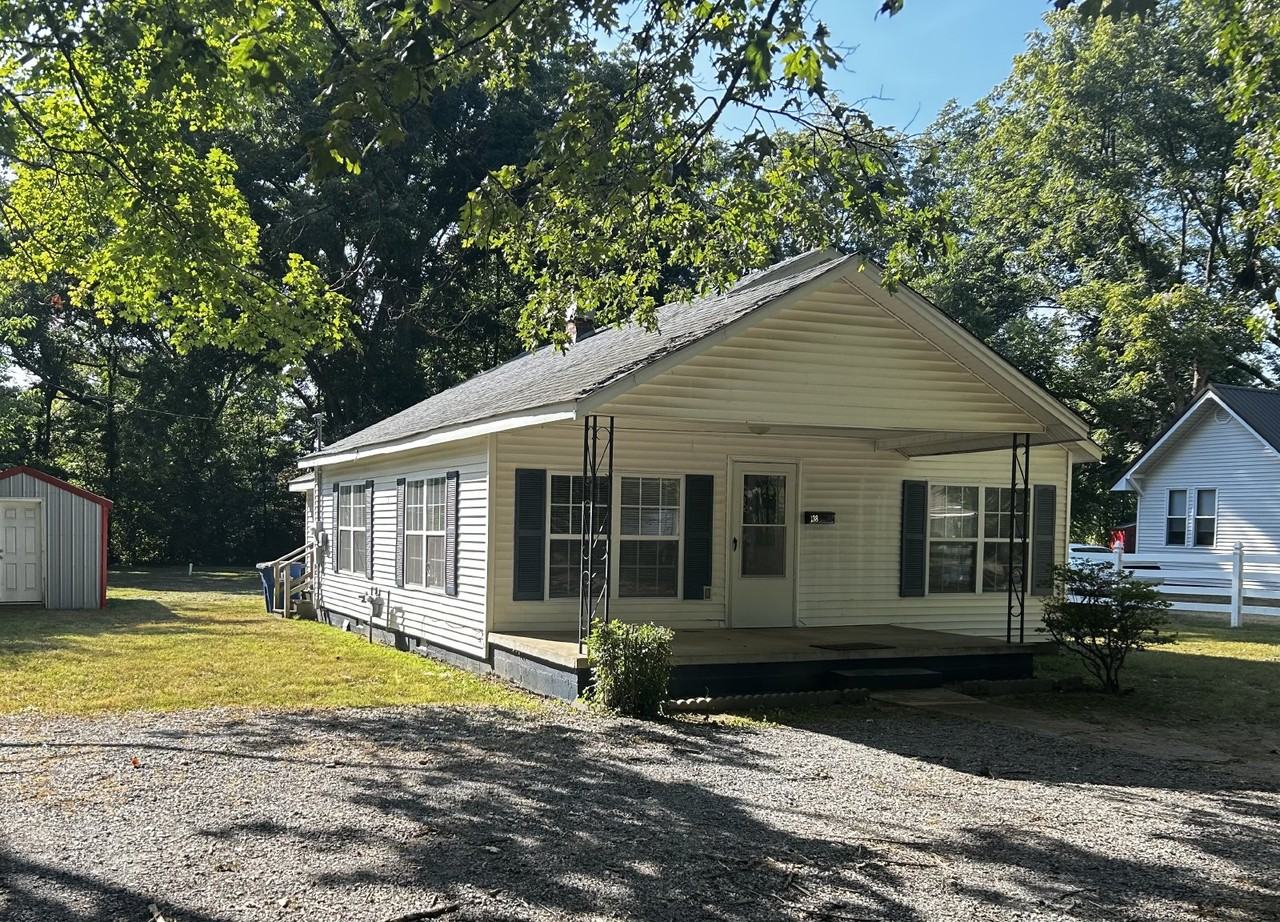 138 Fulton St - Photo 2 of 25