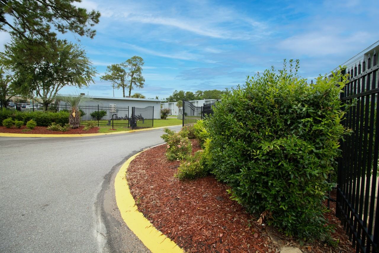 3103 8th Ave #1402 - Photo 6 of 23