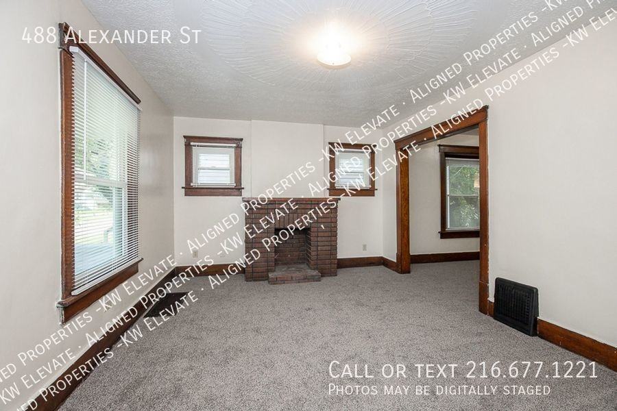 488 Alexander St - Photo 6 of 28