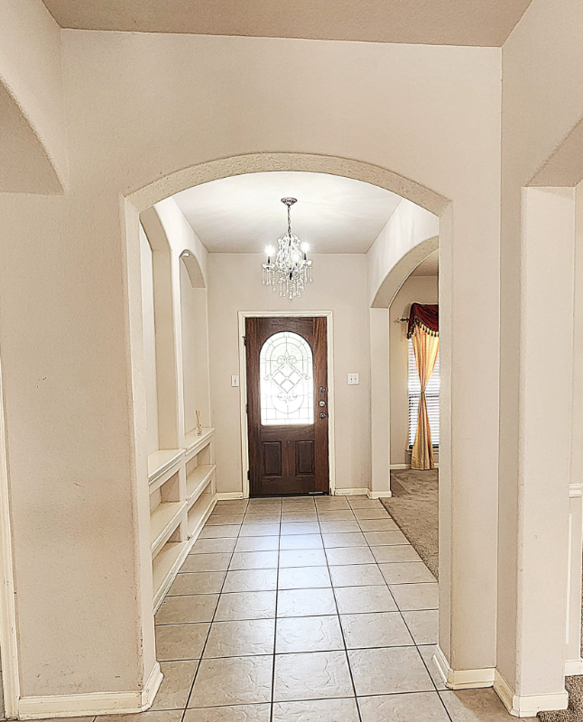 1410 Camden Cv - Photo 2 of 14