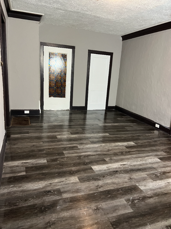 561 E Buchtel Ave #1 - Photo 3 of 9