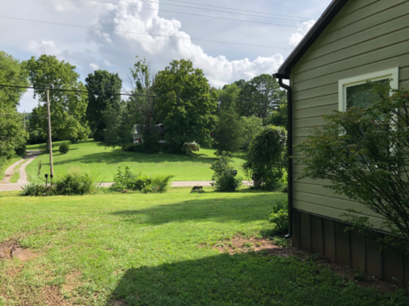 7628 Sevierville Pike - Photo 3 of 20