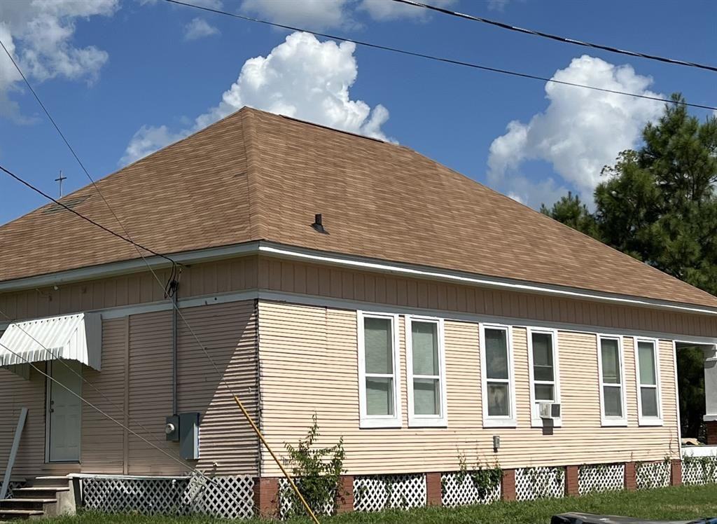401 E Mcalpine St - Photo 2 of 18