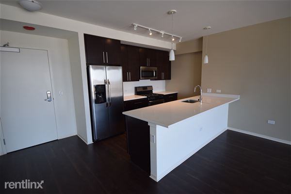 Washington and Sangamon - Photo 2 of 8