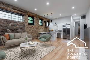 featured image of 2701 W Thomas St #1