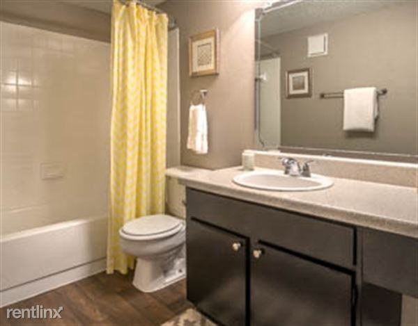 Wimbledon @ Avenue - Photo 3 of 49