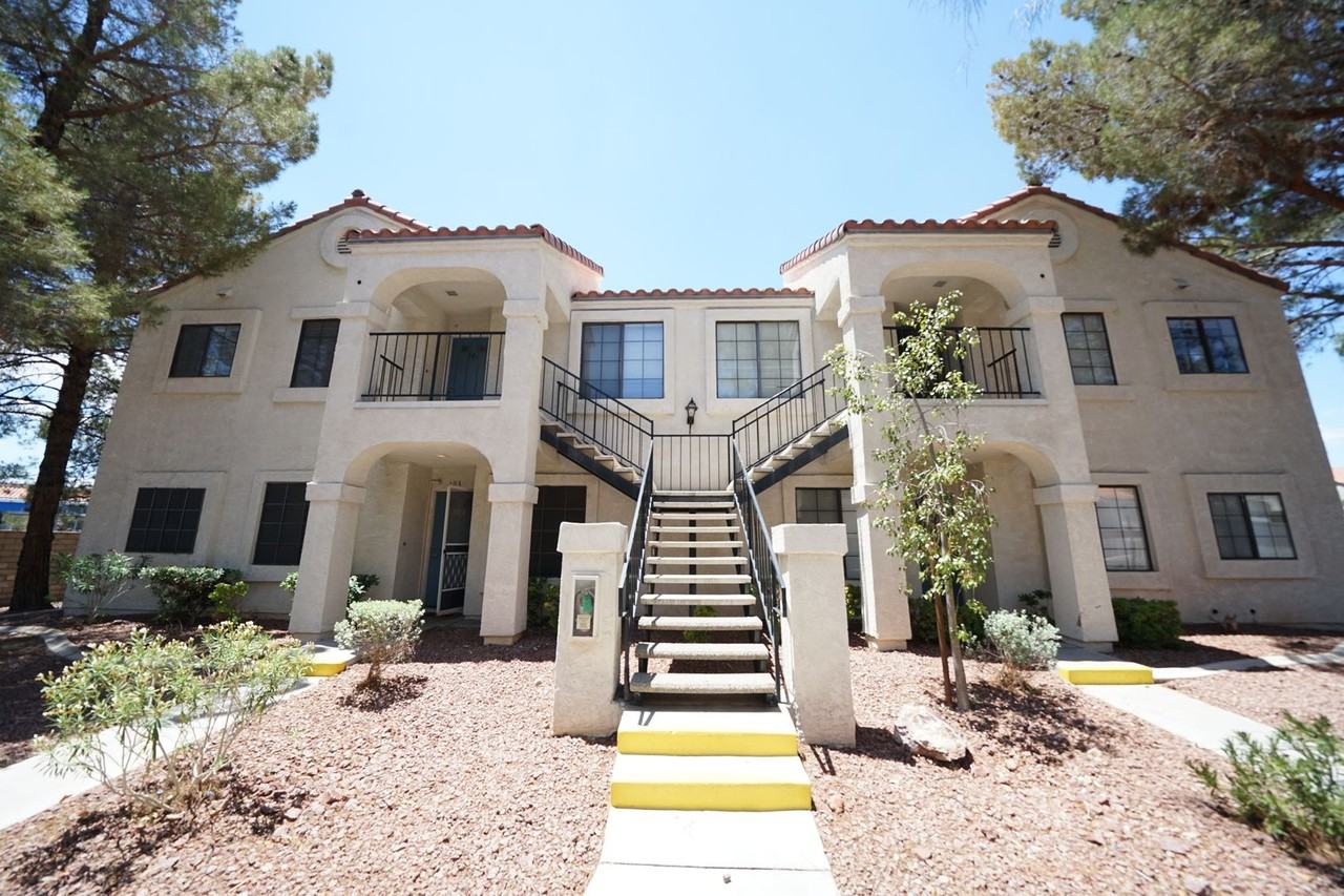 4878 Nara Vista Way #203 - Photo 2 of 26