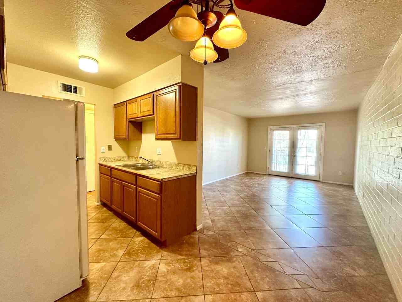 Desert Atrium - Photo 5 of 16