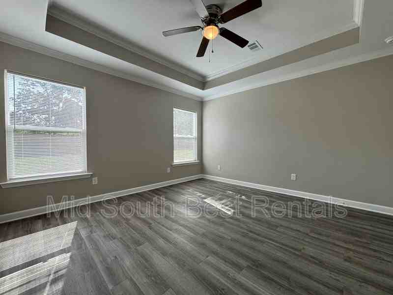 62 Saint John St - Photo 6 of 8