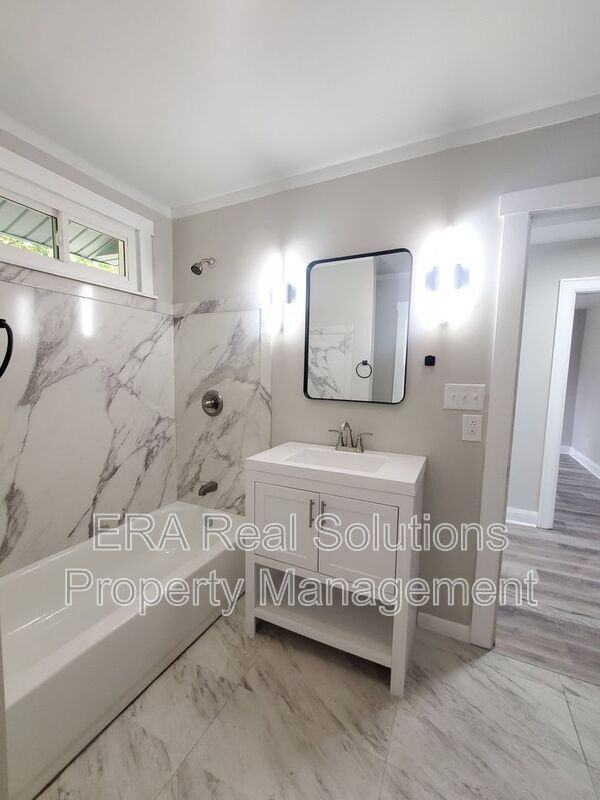 2730 Elliott Ave - Photo 3 of 30