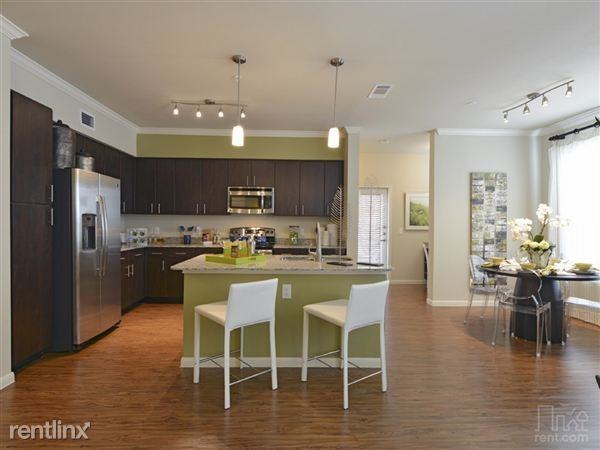 Mason @ Frontage - Photo 3 of 36