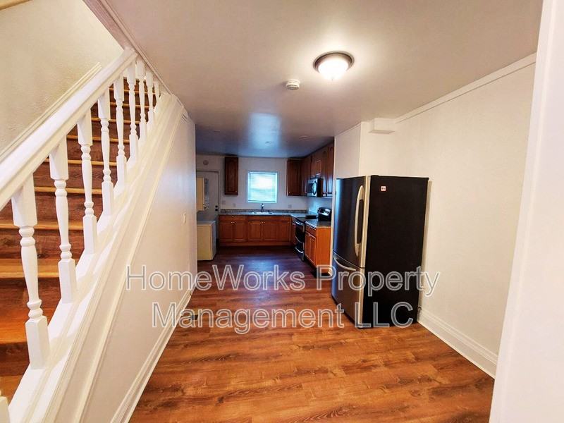 2758 Wilkens Ave - Photo 3 of 23