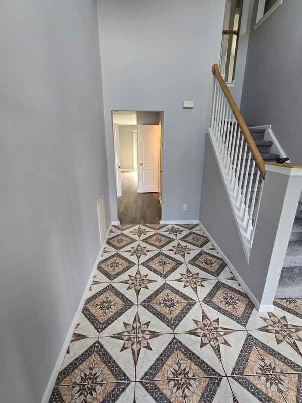 301 Silver Rail Ln - Photo 3 of 23