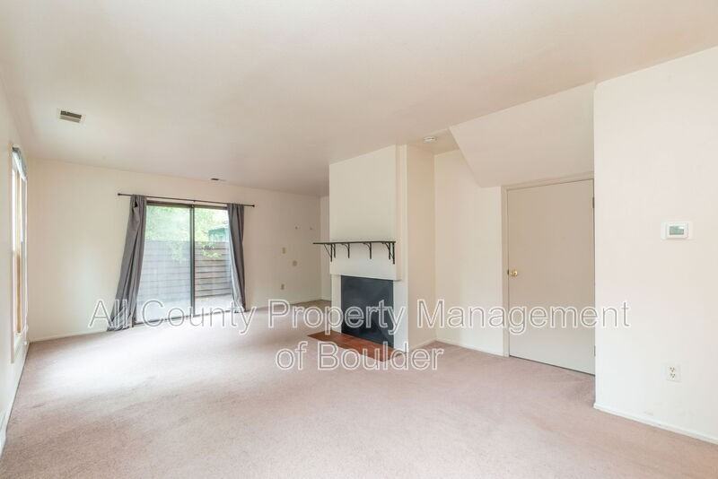 1817 Grove St #3 - Photo 4 of 20
