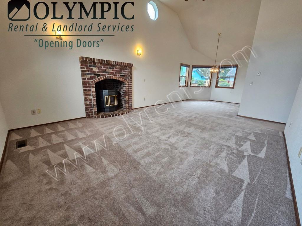 2520 28th Ave Se - Photo 2 of 21