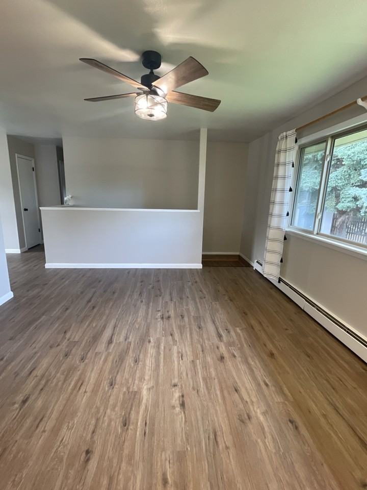 1207 Birch Ln - Photo 3 of 13