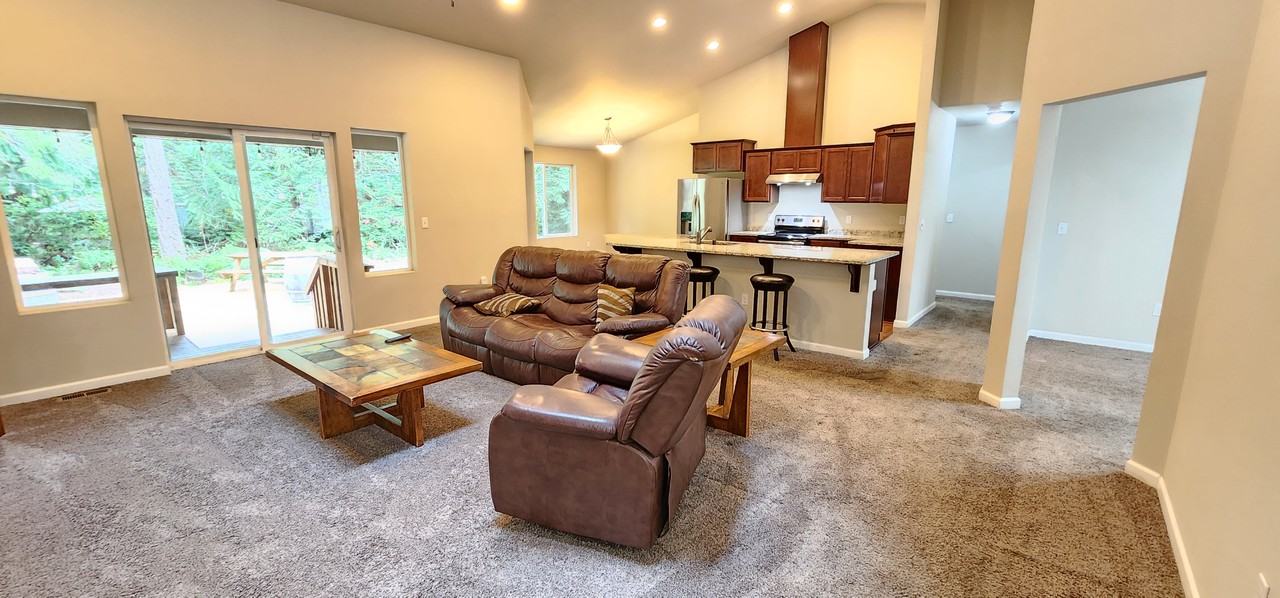 80 E Peebles Ct - Photo 2 of 20