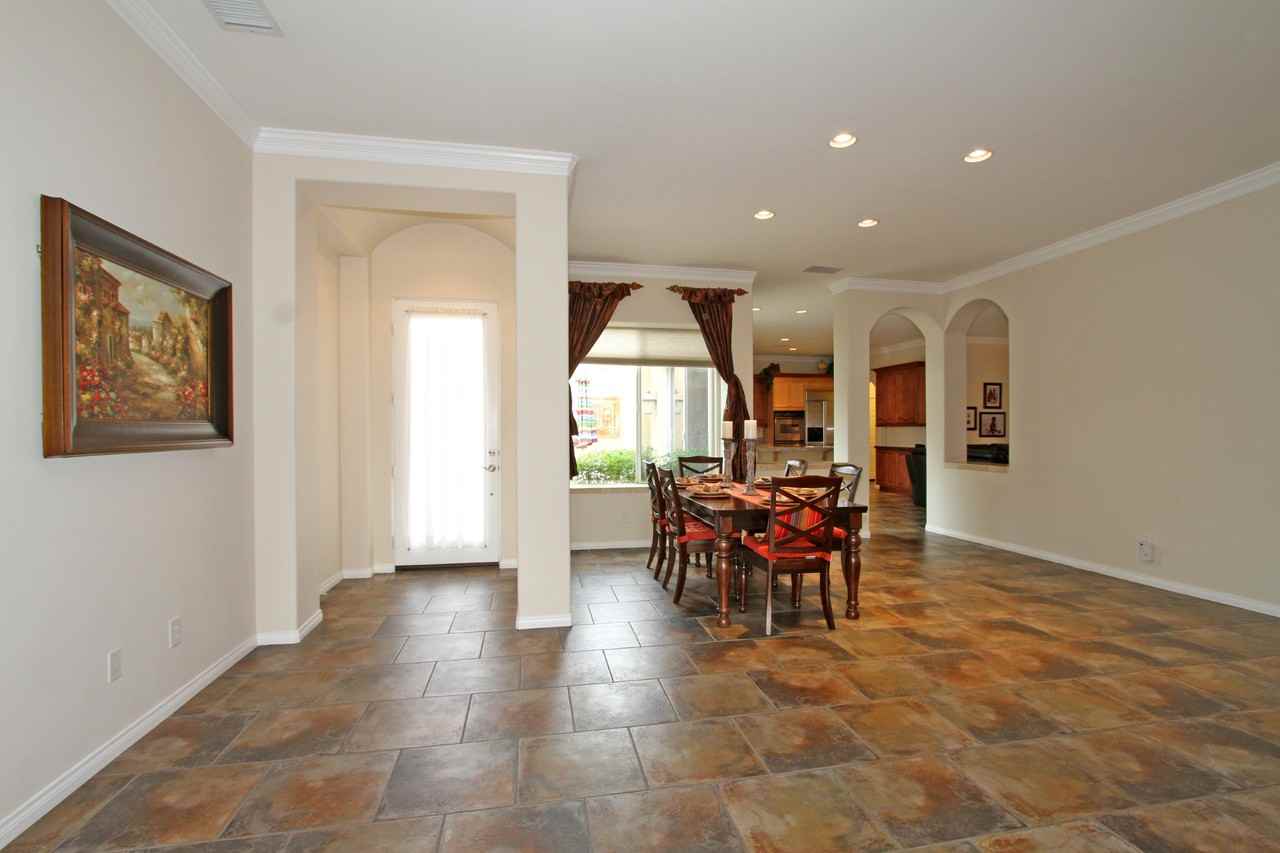 37 Orquidia Ct - Photo 3 of 15