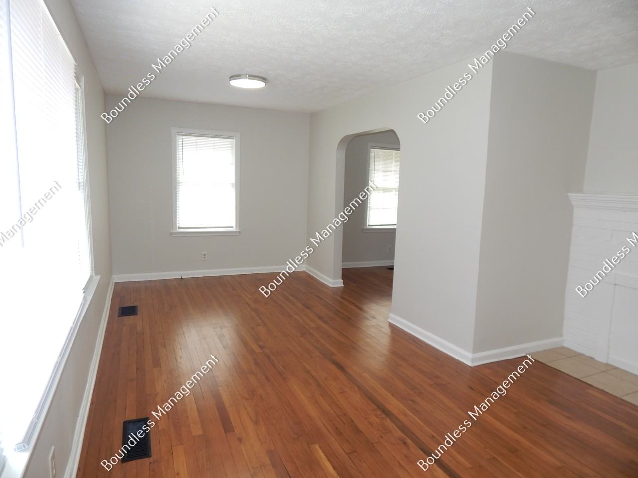 392 Cairo St Nw - Photo 4 of 17