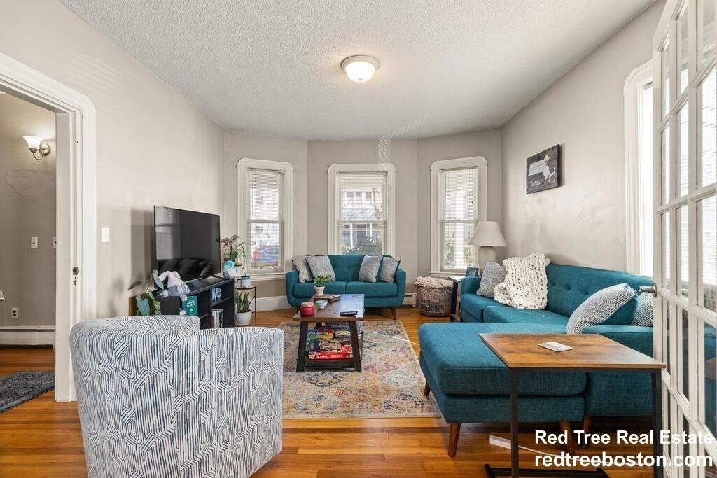 155 Spruce St #1 - Photo 2 of 15