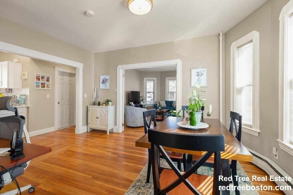 155 Spruce St #1 - Photo 7 of 15