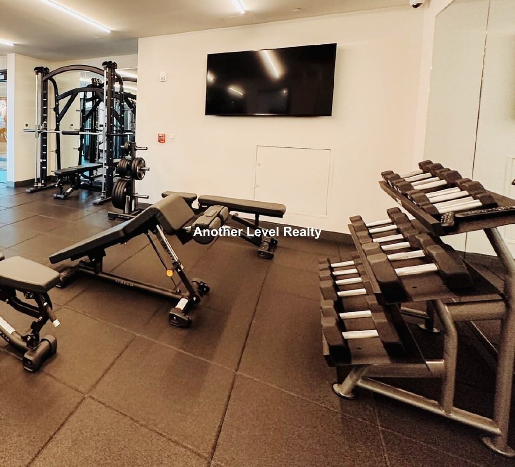 Sydney St #221 - Photo 6 of 9