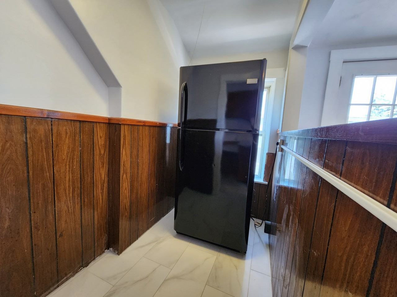 37 Herrod Ave #3 - Photo 4 of 10