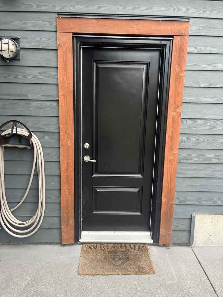 300 Laurier Avenue - Photo 2 of 14