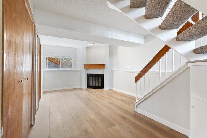 4335 Conquista Dr - Photo 3 of 30