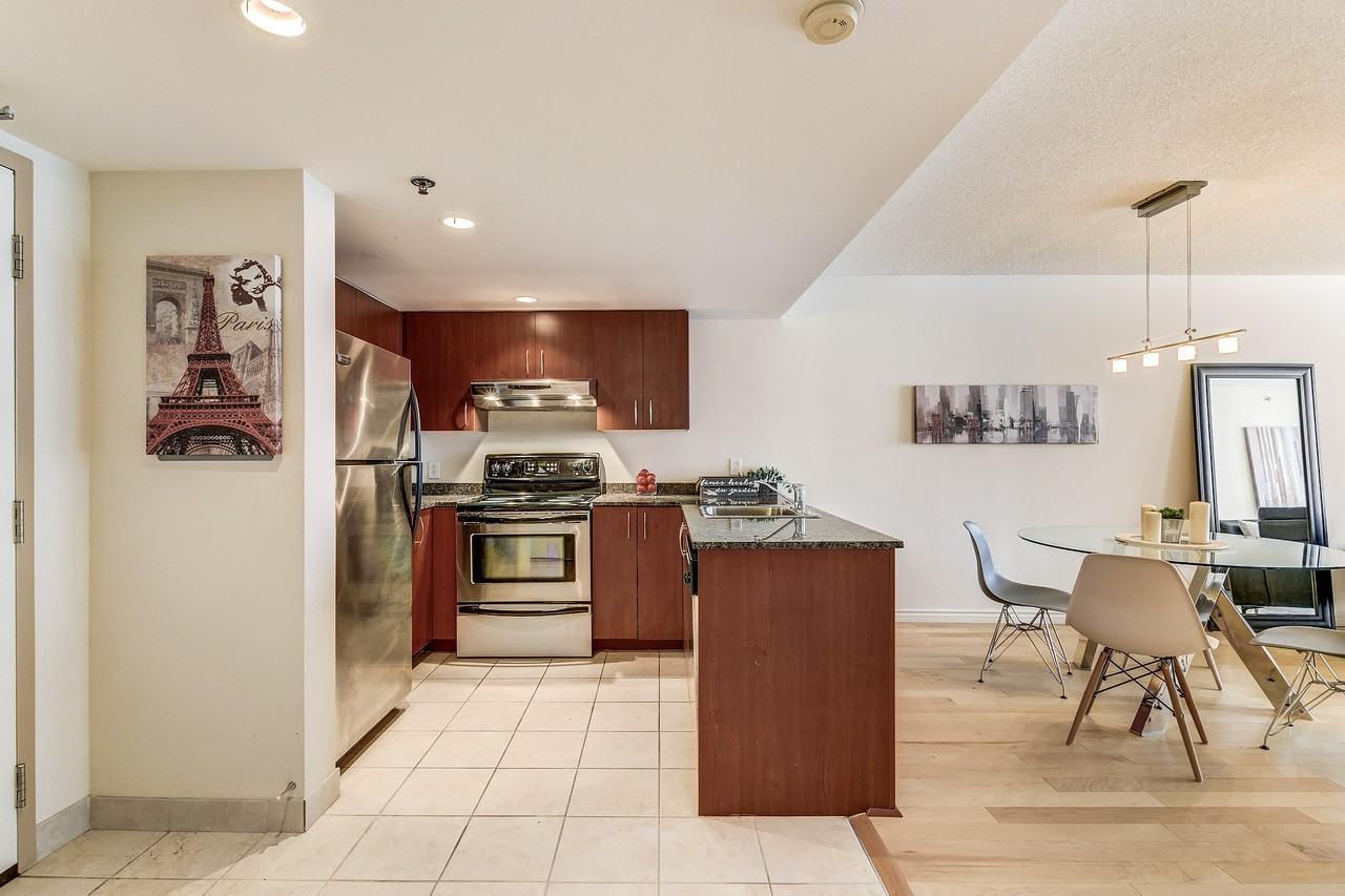 88 Rue Charlotte #806 - Photo 2 of 11