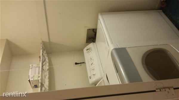 Twin Rivers Dr - Photo 3 of 8