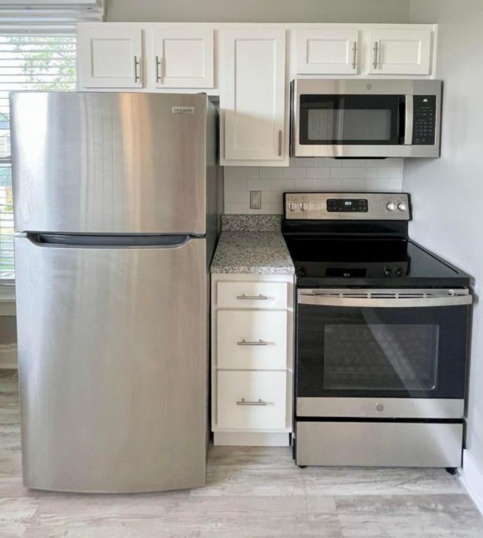 807 Mulberry St - Photo 2 of 14