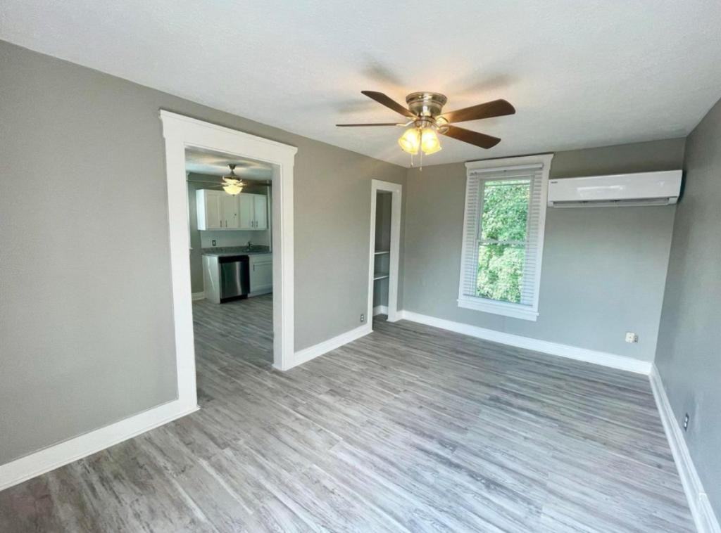 807 Mulberry St - Photo 4 of 14