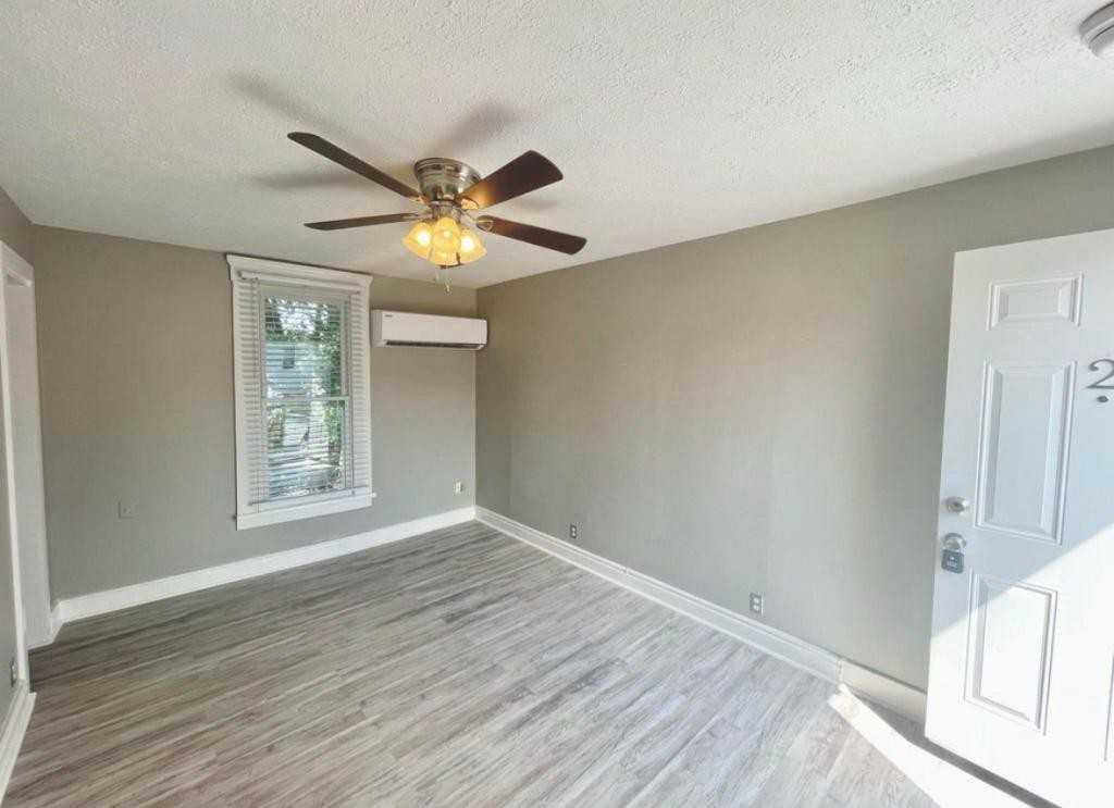 807 Mulberry St - Photo 5 of 14