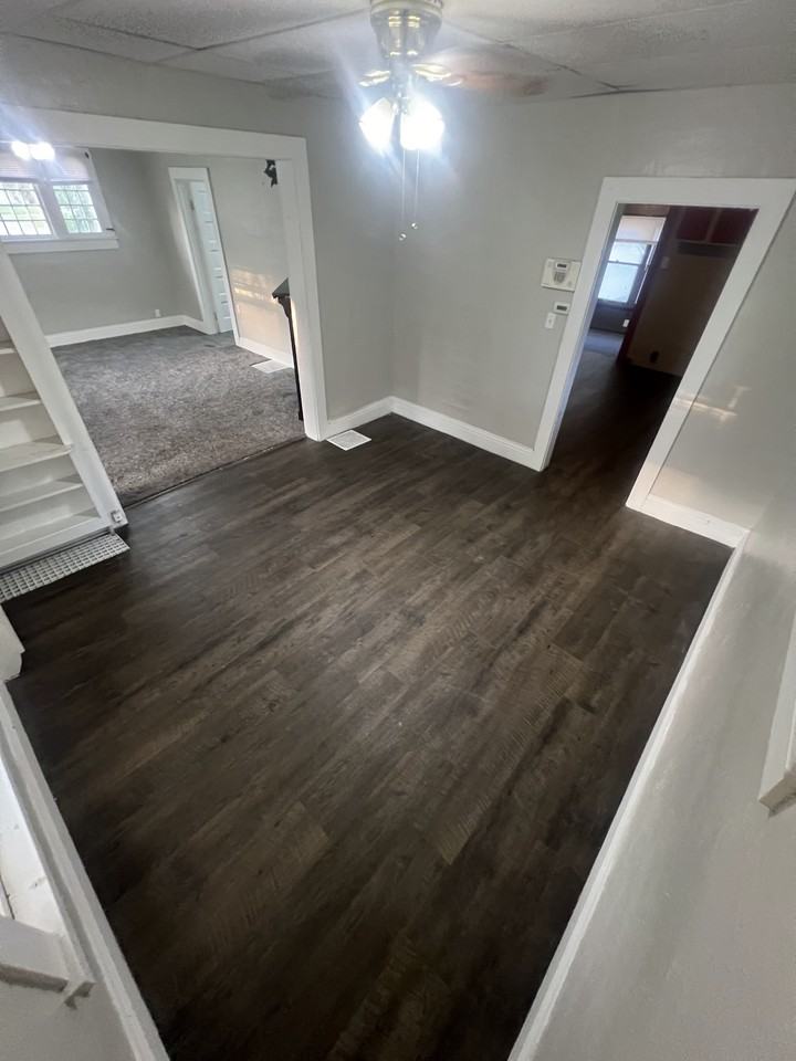 984 S Jasper St - Photo 3 of 12