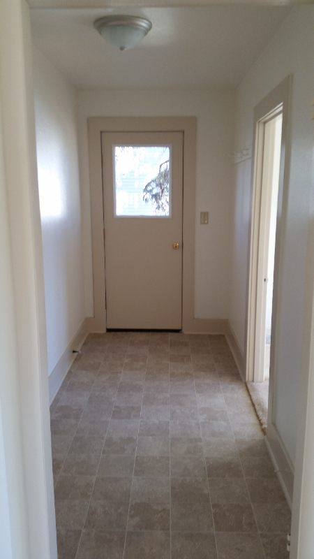 423 3rd St W - Photo 3 of 22