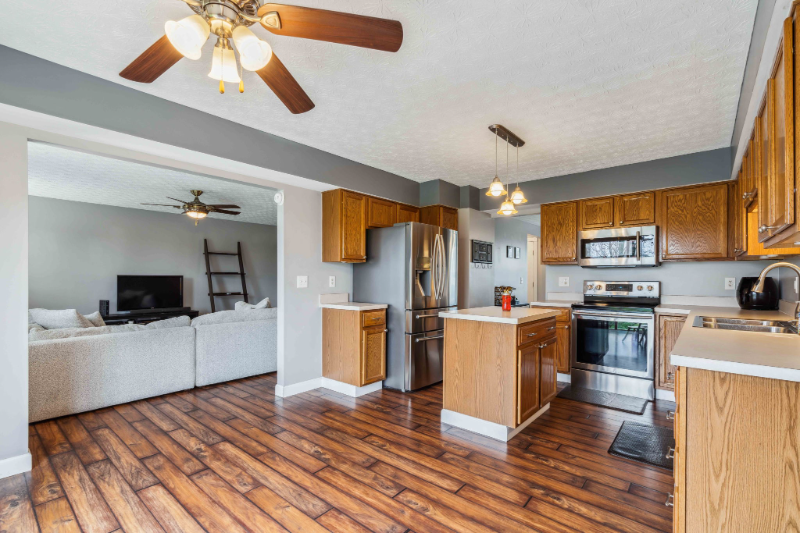 4500 Landmark Rd - Photo 3 of 20