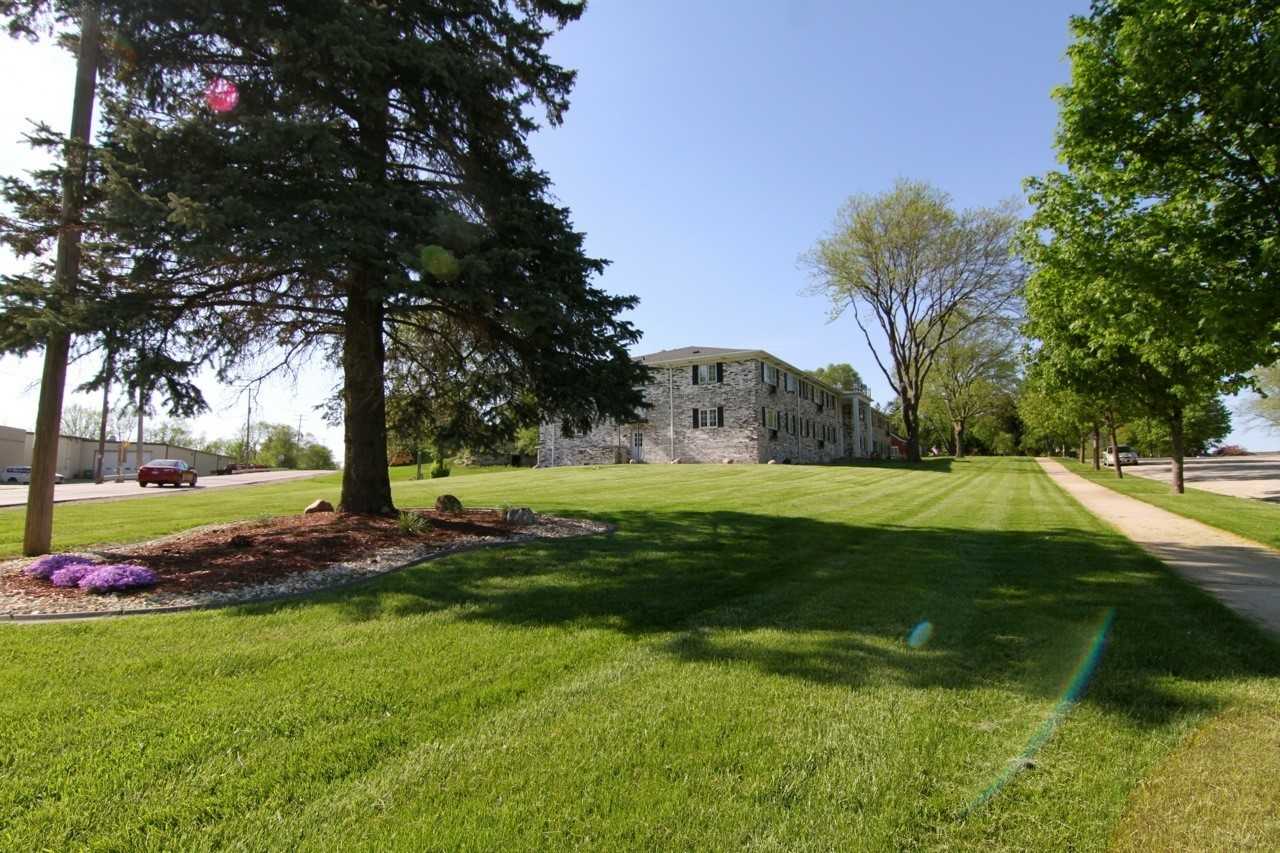 Carriage Hills - Photo 4 of 4