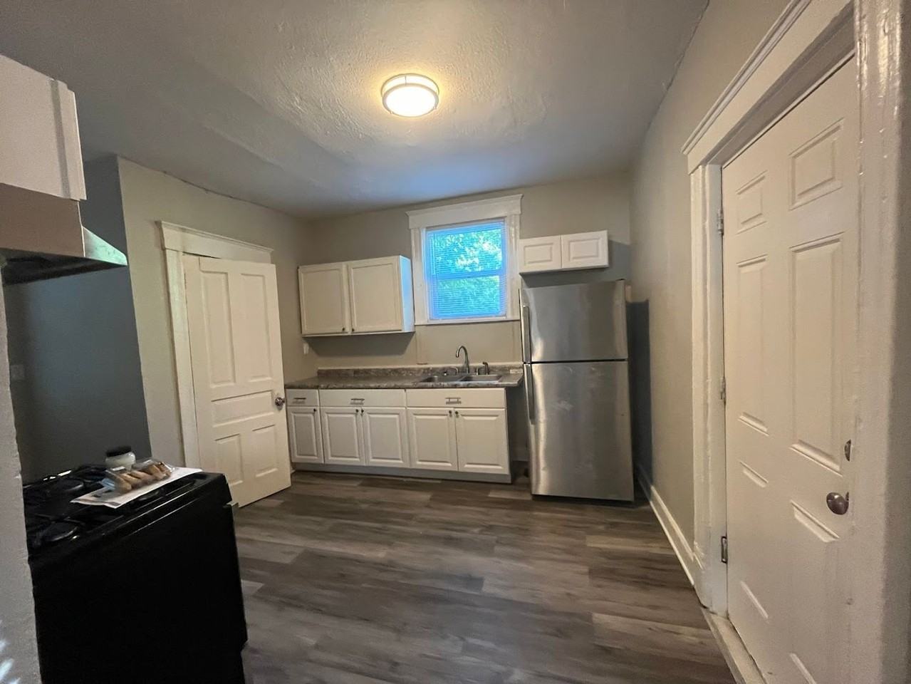 3666 Glenway Ave - Photo 3 of 14