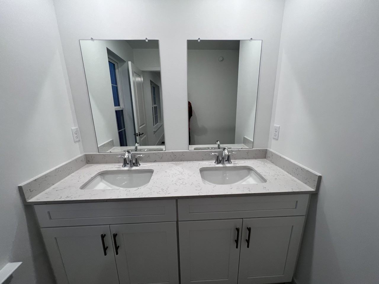 35 Crimson Dr #35 - Photo 2 of 10