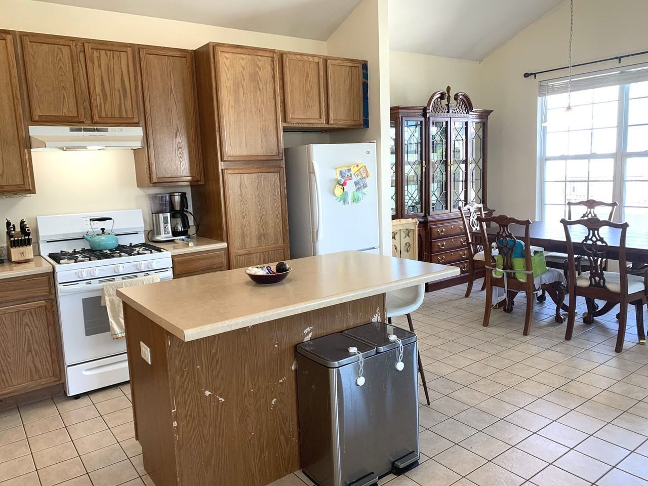 1720 W Turtle Creek Ln - Photo 3 of 16