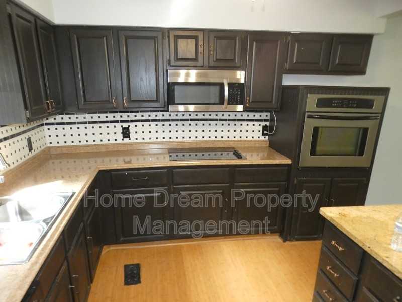 35 Hillcrest Dr - Photo 2 of 50